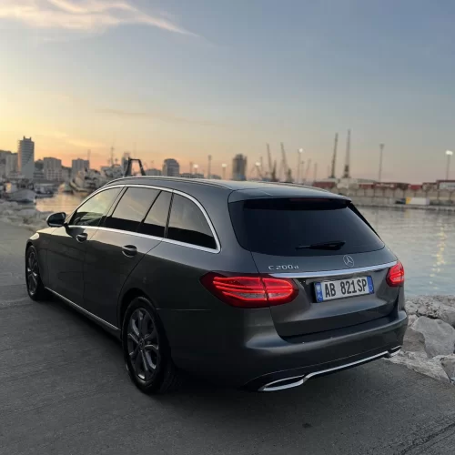 Mercedes-Benz C-Class ne shitje