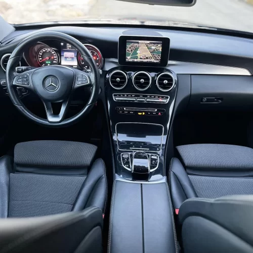 Mercedes-Benz C-Class ne shitje