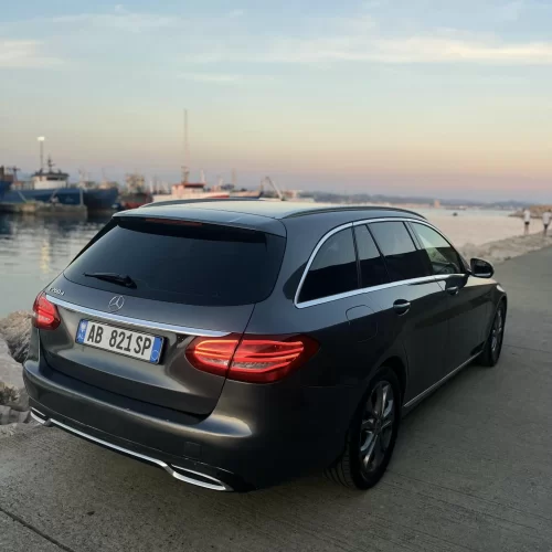 Mercedes-Benz C-Class ne shitje
